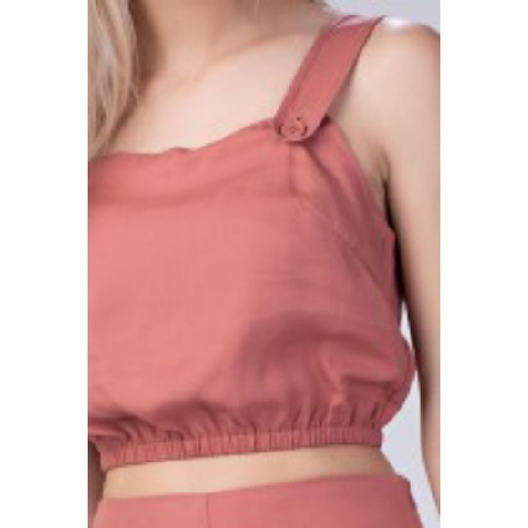 3/$25 THICK STRAP BOXY TOP - Picture 2 of 8